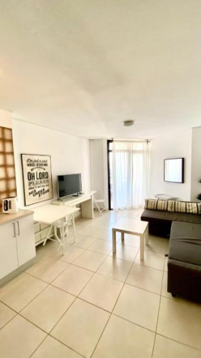 Lovely Studio Los Cristianos WIFI, Cable TV, Pool